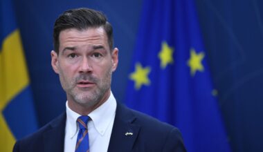 The number of asylum seekers in Sweden is decreasing – down 30 percent