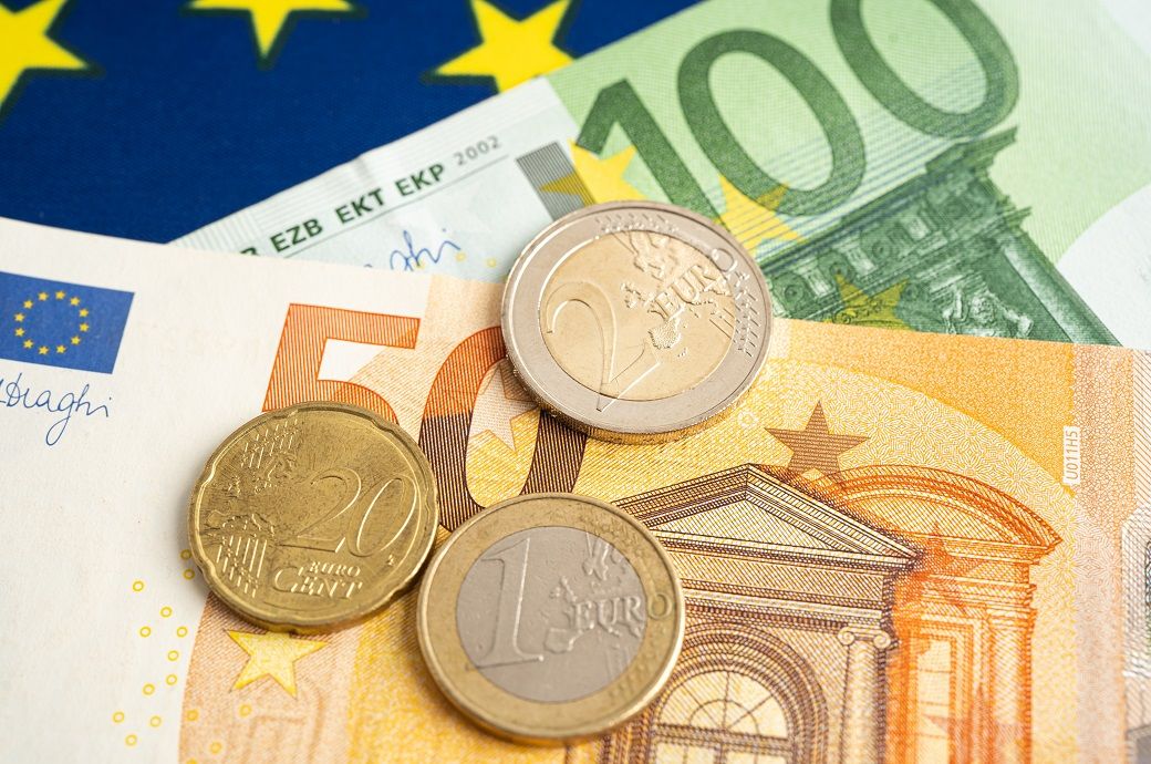 Bulgaria adopts euro on Jan 1