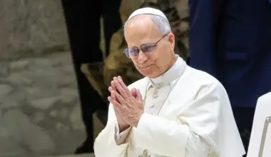 Pope Leo addresses prelates of Roman Rota, encourages justice and charity 