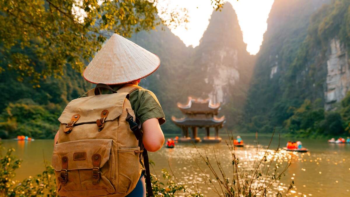 CFL Evasion offer rail holidays in a wide range of countries including Vietnam