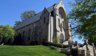 Dozens of Charlotte priests question Vatican over bishop's move to abolish altar rails, kneelers