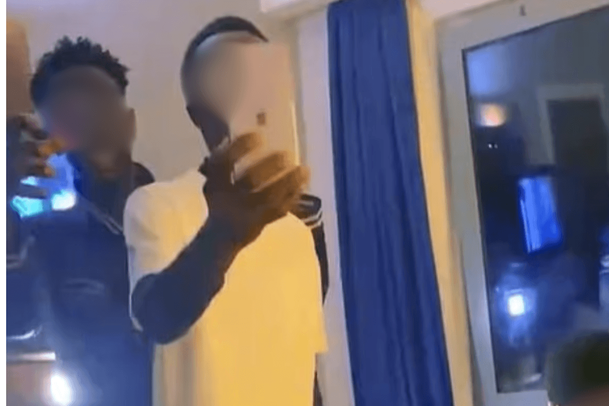 Suspected migrants in hotel room