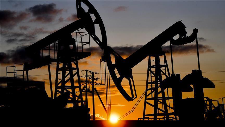 Geopolitics and inventories lift oil prices despite oversupply concerns