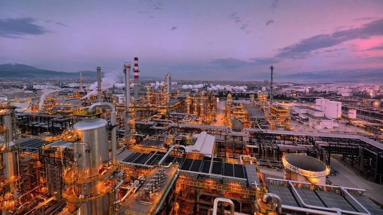 Έκρηξη σε διυλιστήριο στη Νικομήδεια της Τουρκίας