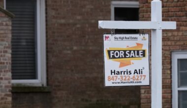 Average US long-term mortgage rate hits the lowest point in more than 3 years