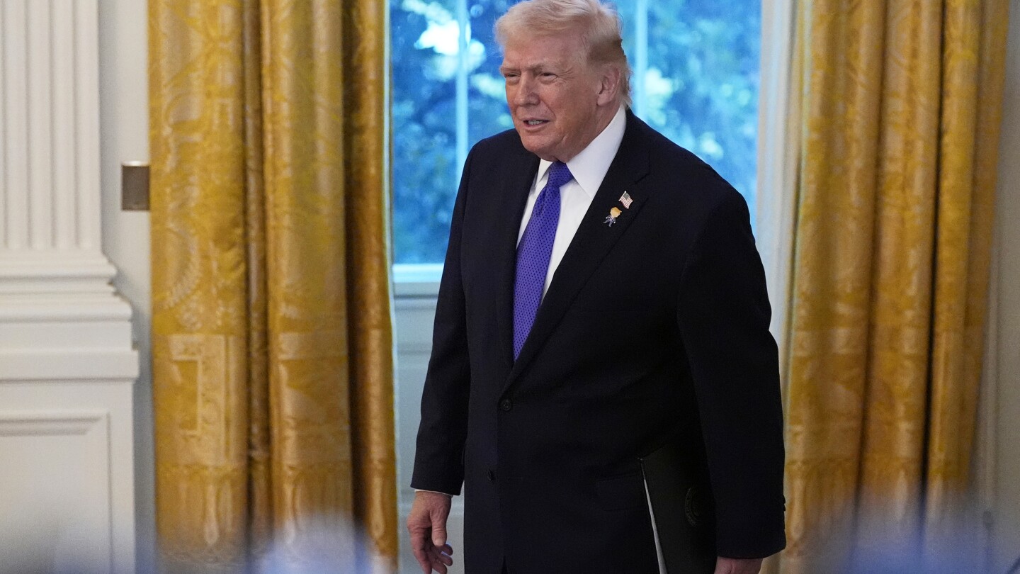 Live updates: Trump holds meeting with oil executives over Venezuela