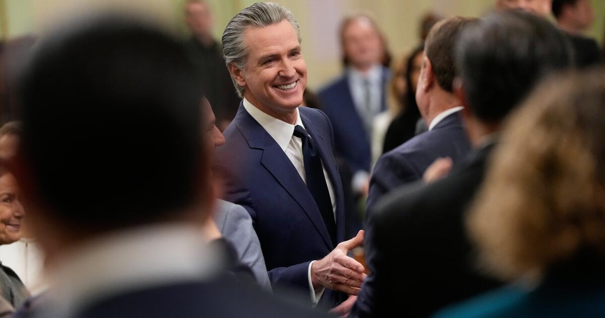 Newsom overcomes unease, dyslexia to deliver a sterling State of the State address