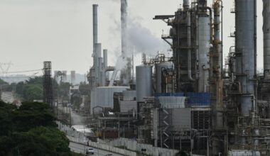 Why boosting production of Venezuela's oil could harm the environment