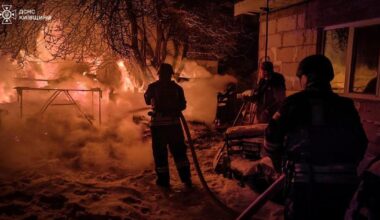 Russia launches another major strike on Ukraine's power grid in freezing temperatures