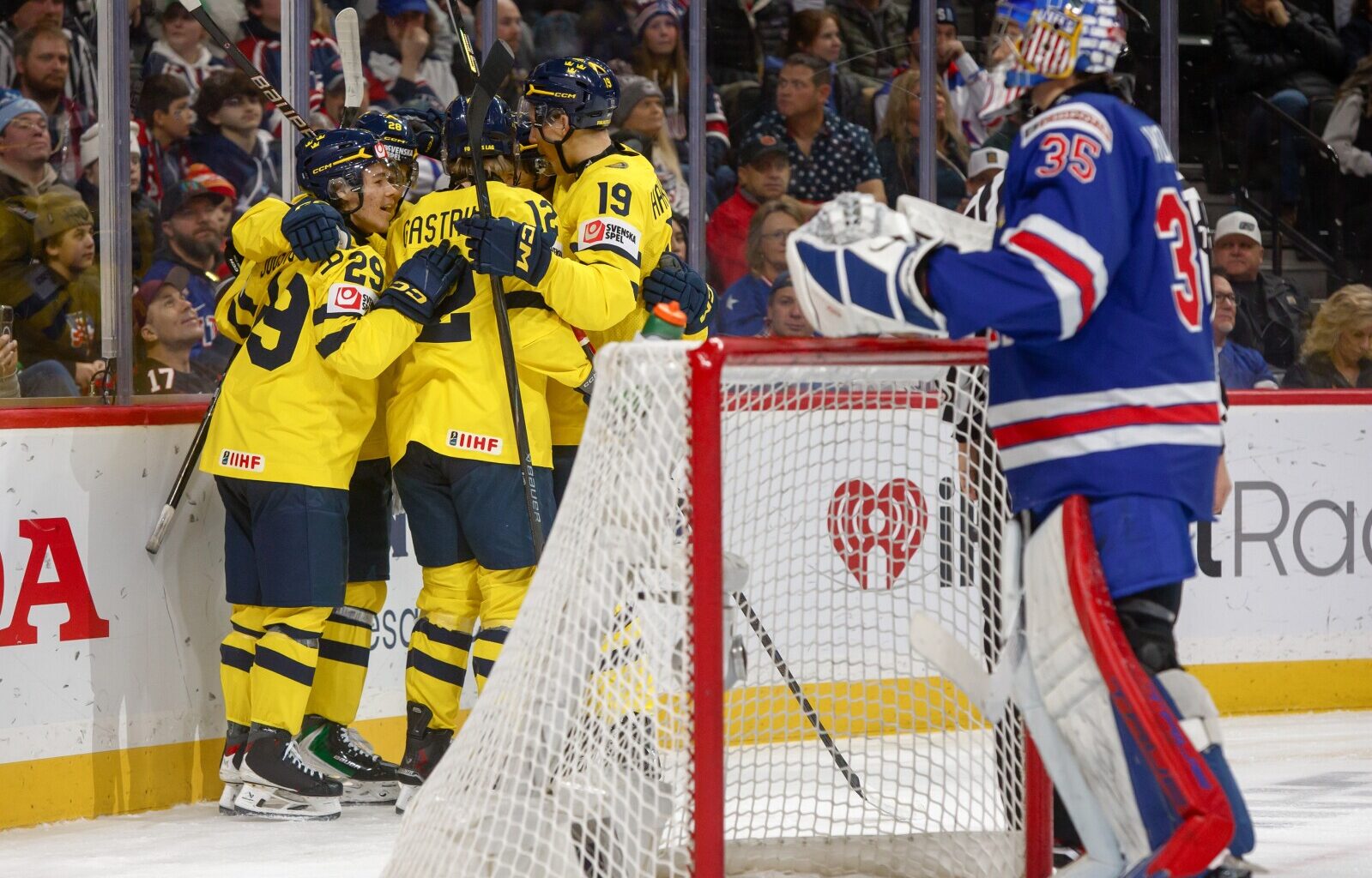 Sweden rolls to claim Group A top seed, capitalizes on USA’s lack of ‘bite’