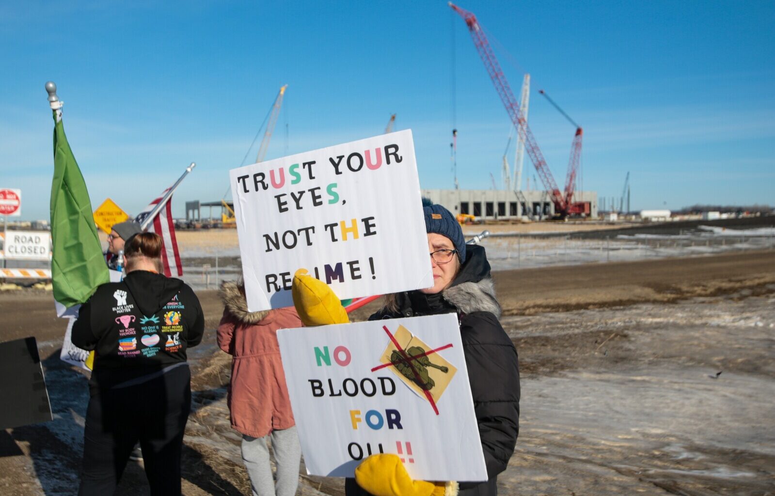 Reported JD Vance visit draws impromptu protest at Harwood data center site - InForum