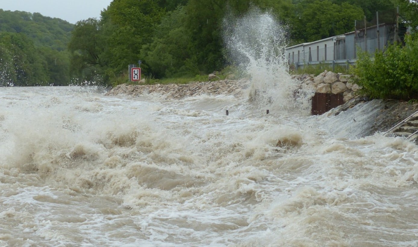 AI Improves Flood Projections Under Climate Change