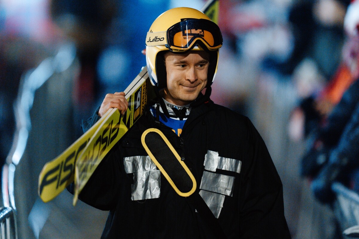 Suomi liiteli lentomäen MM-kisoissa viidenneksi – Jarkko Määttä leiskautti 207-metrisen