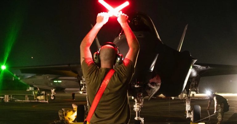 venezuela polymarket air force