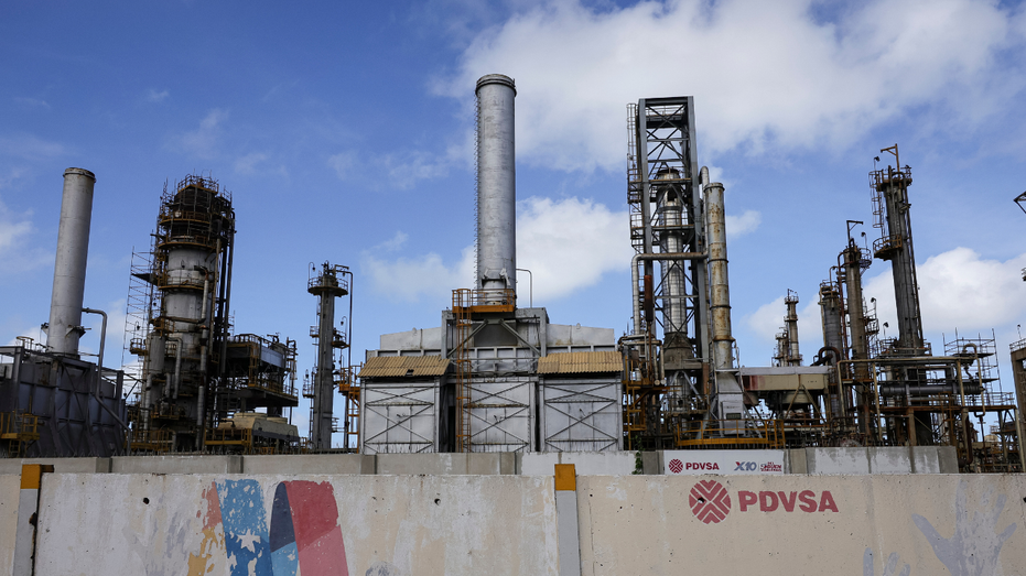 An exterior view of a Venezuelan oil refinery.