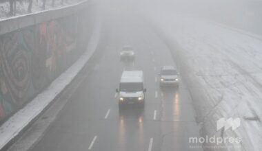 Road traffic took place in conditions of thick fog on Moldova's national roads