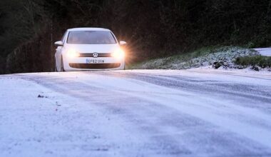 Weather warnings in place as snow and ice hit Ireland