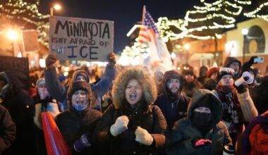 A shadow network in Minneapolis defies ICE and protects immigrants