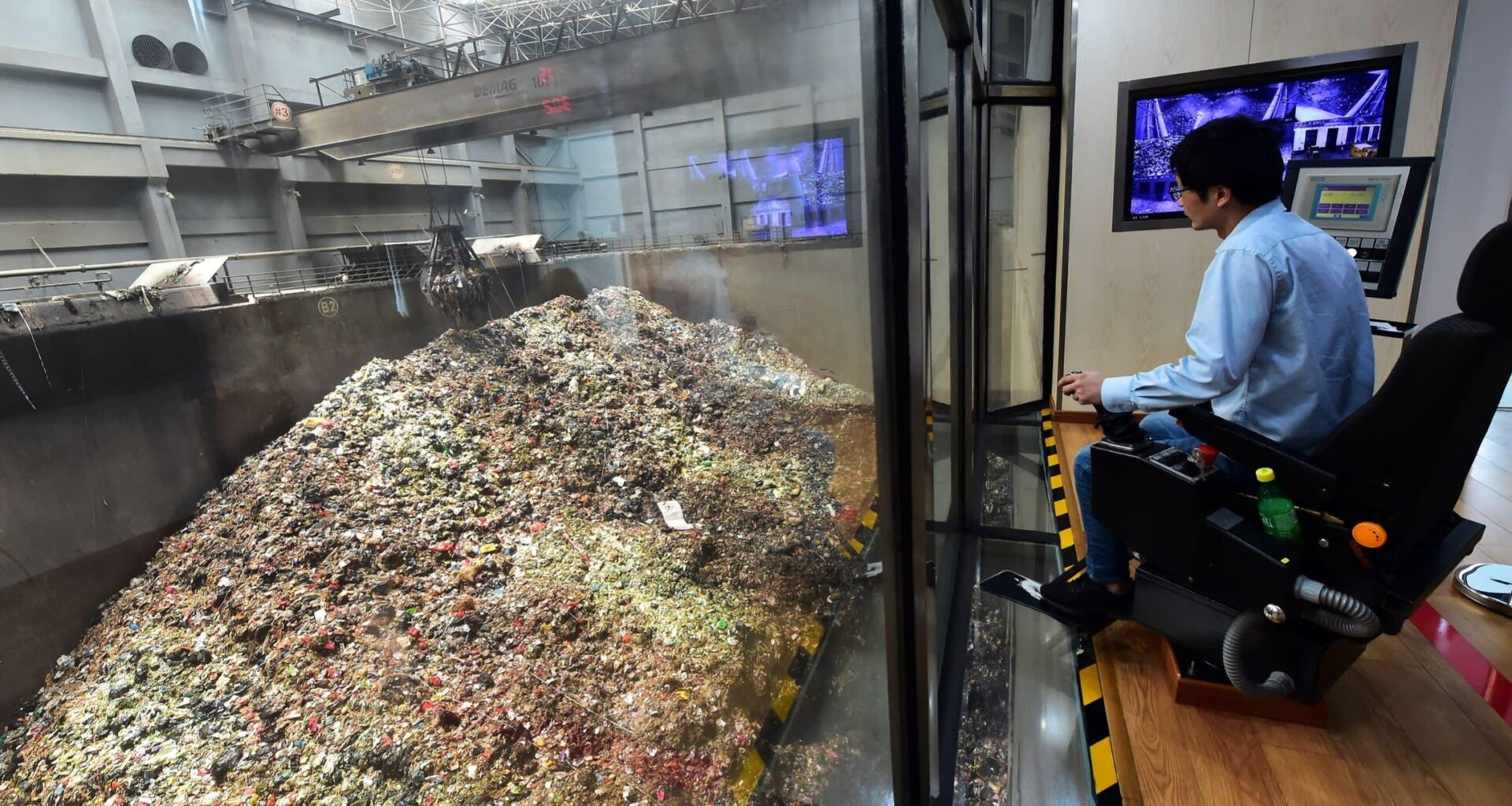 China running out of rubbish to burn as waste power goes into overdrive