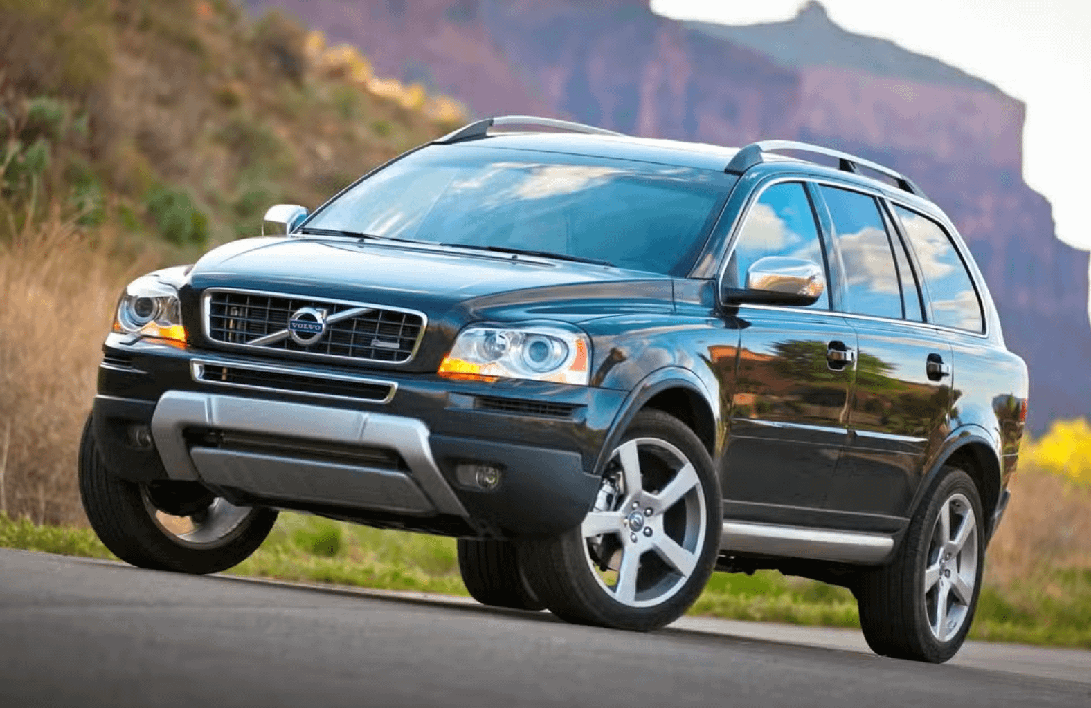 Why is first generation Volvo XC90 so popular in Latvia?
