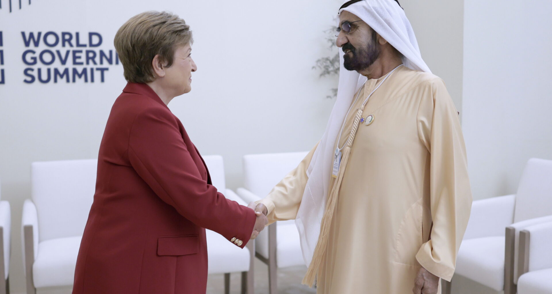 Mohammed bin Rashid meets with IMF Managing Director