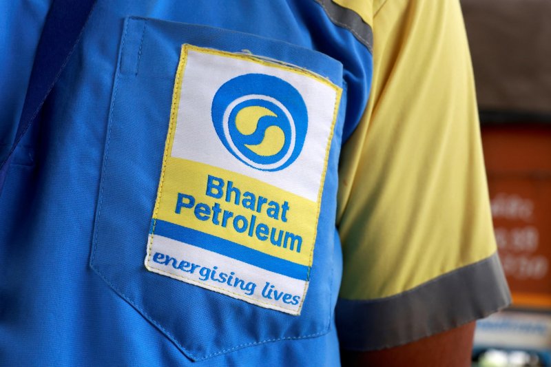 India seeks to buy LNG from Azerbaijan