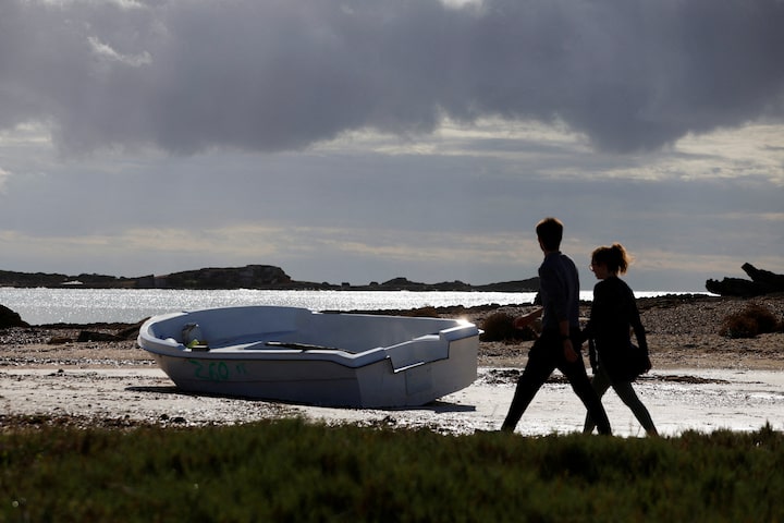 Spain, Frontex search for missing migrant boat off Balearic Islands