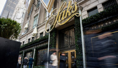 Lastnik luksuznih veleblagovnic ugaša več kot 60 trgovin