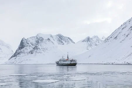 Hurtigruten’s Grand Nordic Invitation to Arctic Splendour
