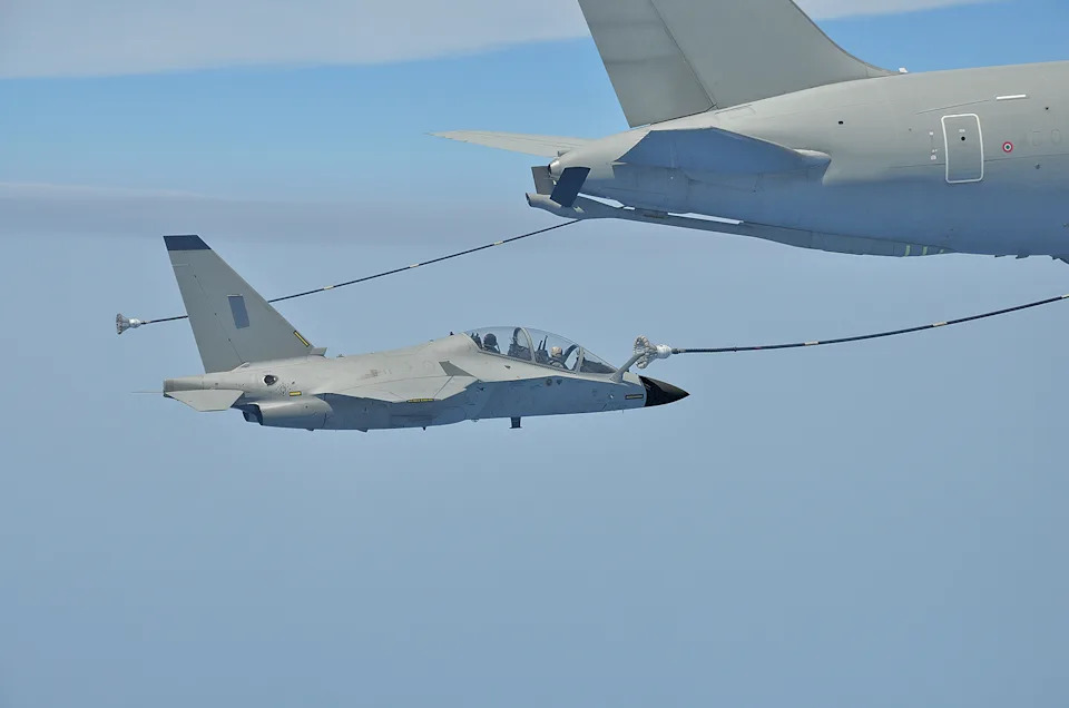  Leonardo M-346 