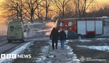 Twelve killed by Russian strike near bus in Ukraine, official says - BBC