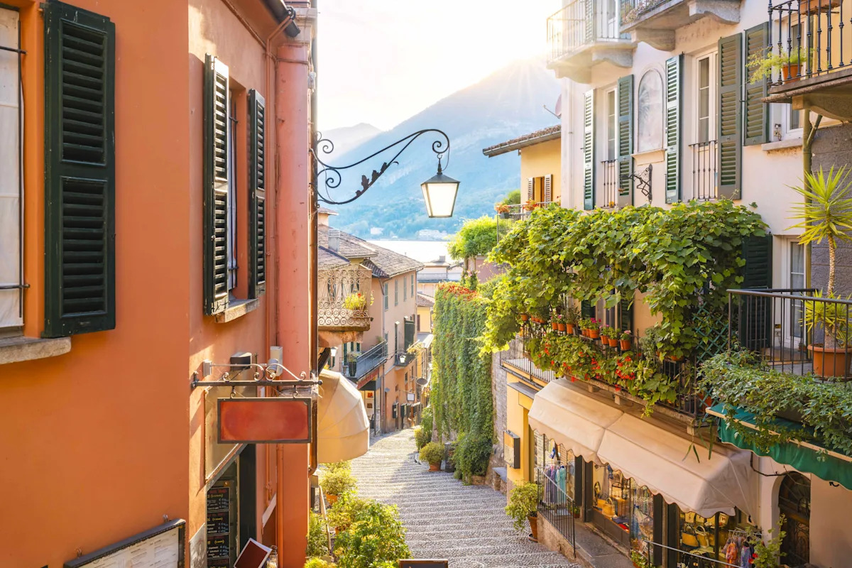 The Science-Backed Benefits of Passeggiata, Italy’s Beloved Evening Tradition That's Good for Your Brain and Body