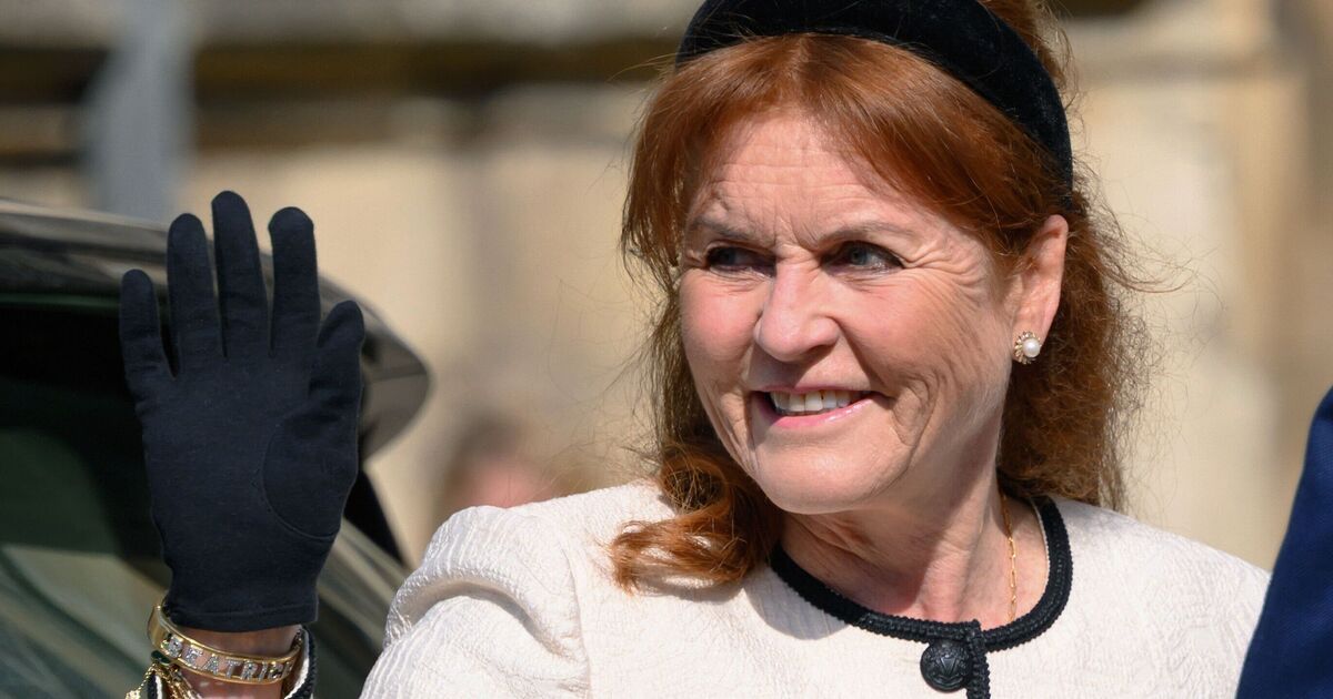 Royal Family LIVE: Sarah Ferguson's cringeworthy 8-word note to paedo Epstein revealed | Royal | News