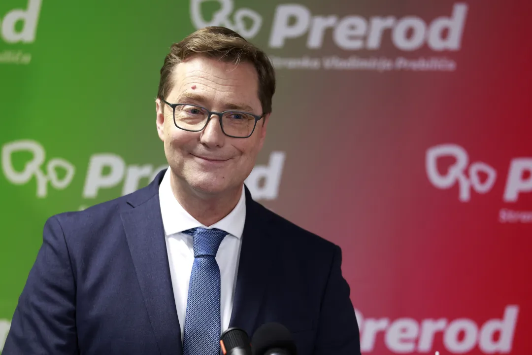 To je lista kandidatov stranke Prerod Vladimirja Prebiliča; na njej tudi več nekdanjih poslancev in ministra