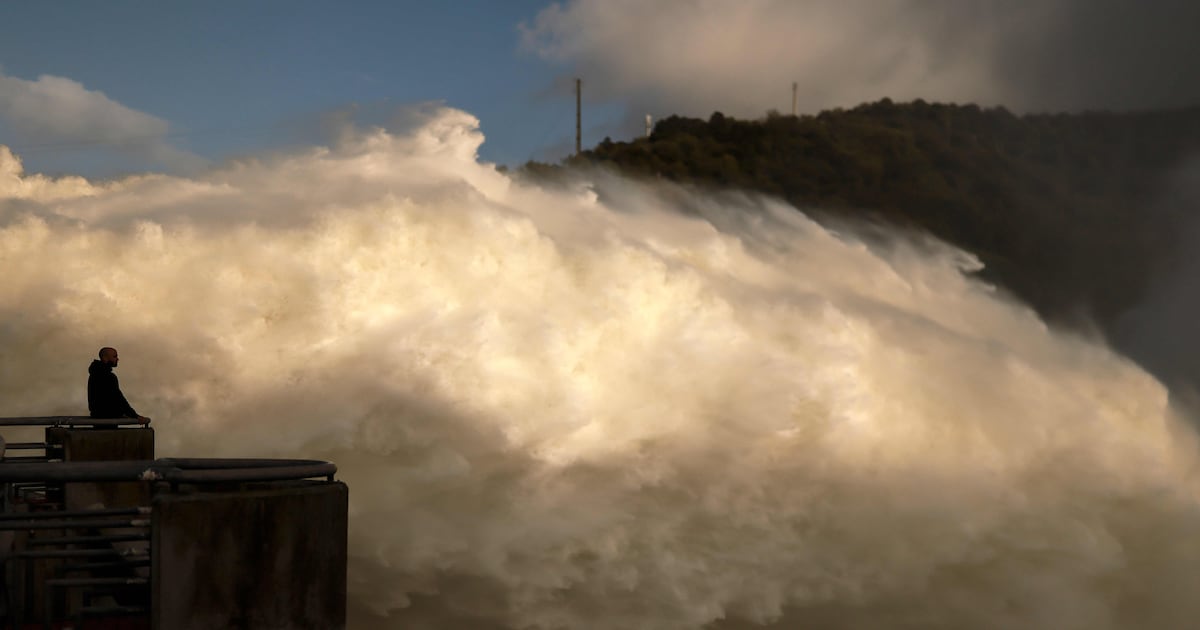 Best photos of February 6: Floods in Portugal to the Winter Olympics