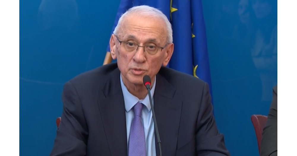 Откриха скритата камера в гинекологичния кабинет в София