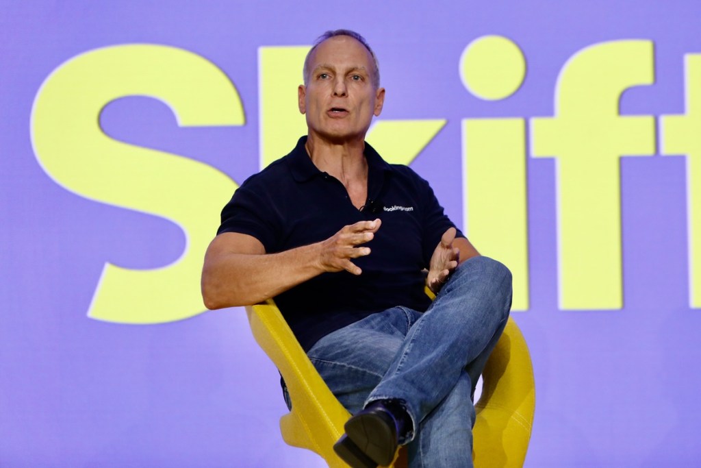Booking CEO Touts Ties With Independent Hotels as Agentic AI and Airbnb Seek Gains