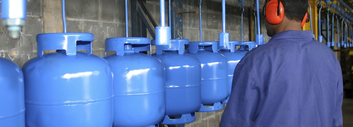 What UGI (UGI)'s Pa. Rate Case Suspension and Restructuring Shift Means For Shareholders