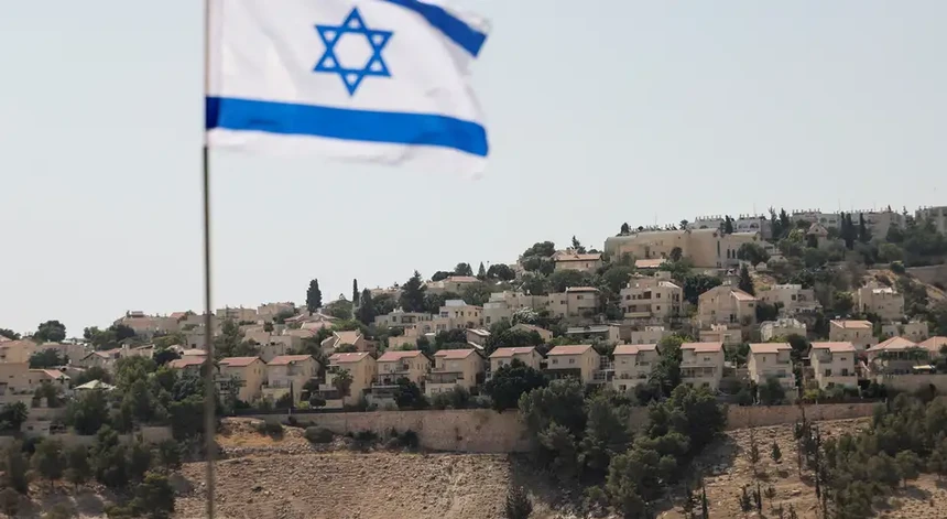 Portugal e mais 84 países condenam expansionismo de Israel na Cisjordânia