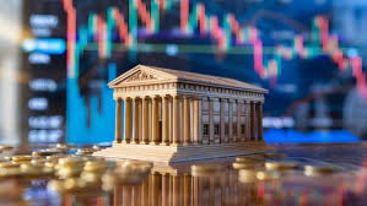 Central Banks Pause Rates Amid Inflation Risks