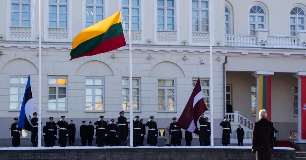 Gyventojai dalinosi įspūdžiais, švenčiant Vasario 16-ąją: „Visada iki ašarų“