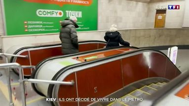 Kiev, ils ont décidé de vivre dans le métro