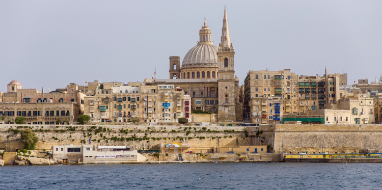 NEWS: Malta police arrest 25 year old woman suspected of scamming 200 people out of €1m