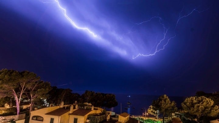 Severe Storms Sweep Greece With Heavy Rain and Gale Winds