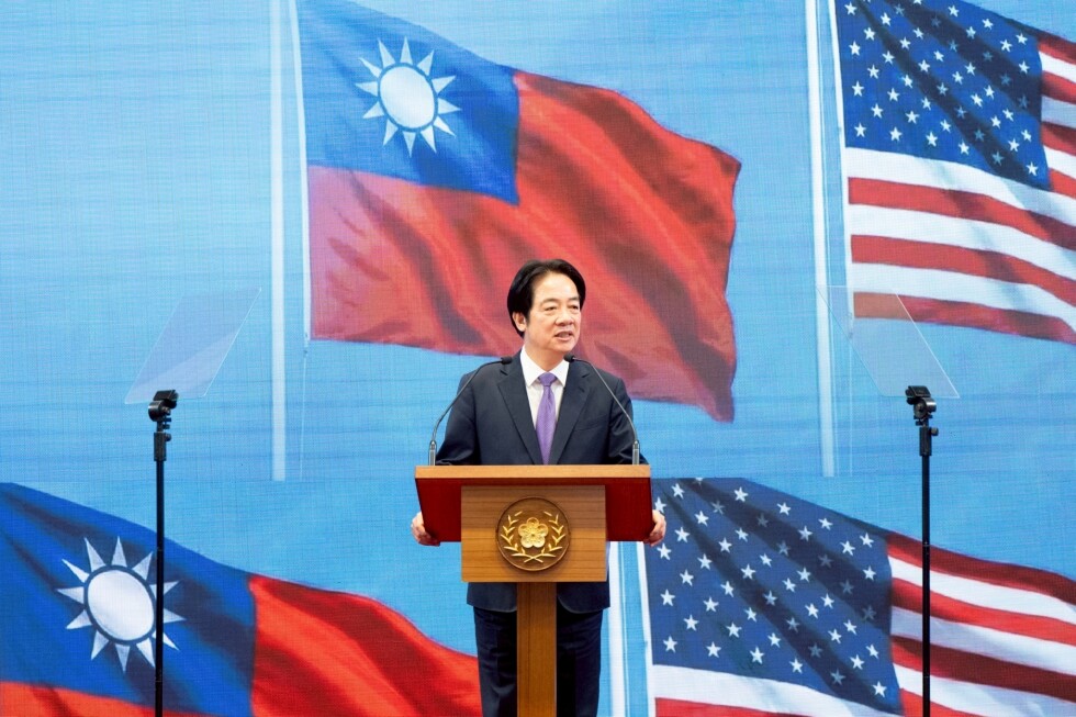 Trump says he is discussing Taiwan arms sales with China and creates concerns