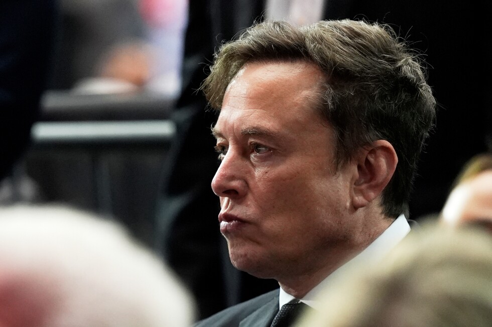 Elon Musk joins his rocket and AI businesses into a single company