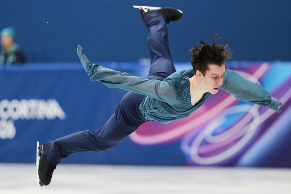 Kyrylo Marsak, Ukraine's long figure skater, competes for his family living through war