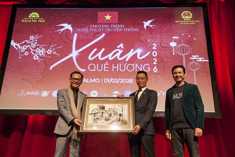 Vietnam uses culture to strengthen ties with Sweden
