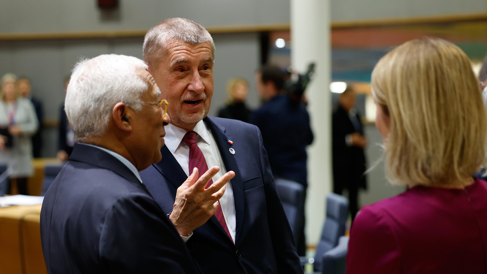 Czech government faces no-confidence vote over a dispute with the president