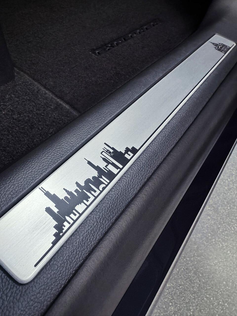 Inside the car are engravings of the Chicago skyline and St. Peter’s Basilica (Ford)